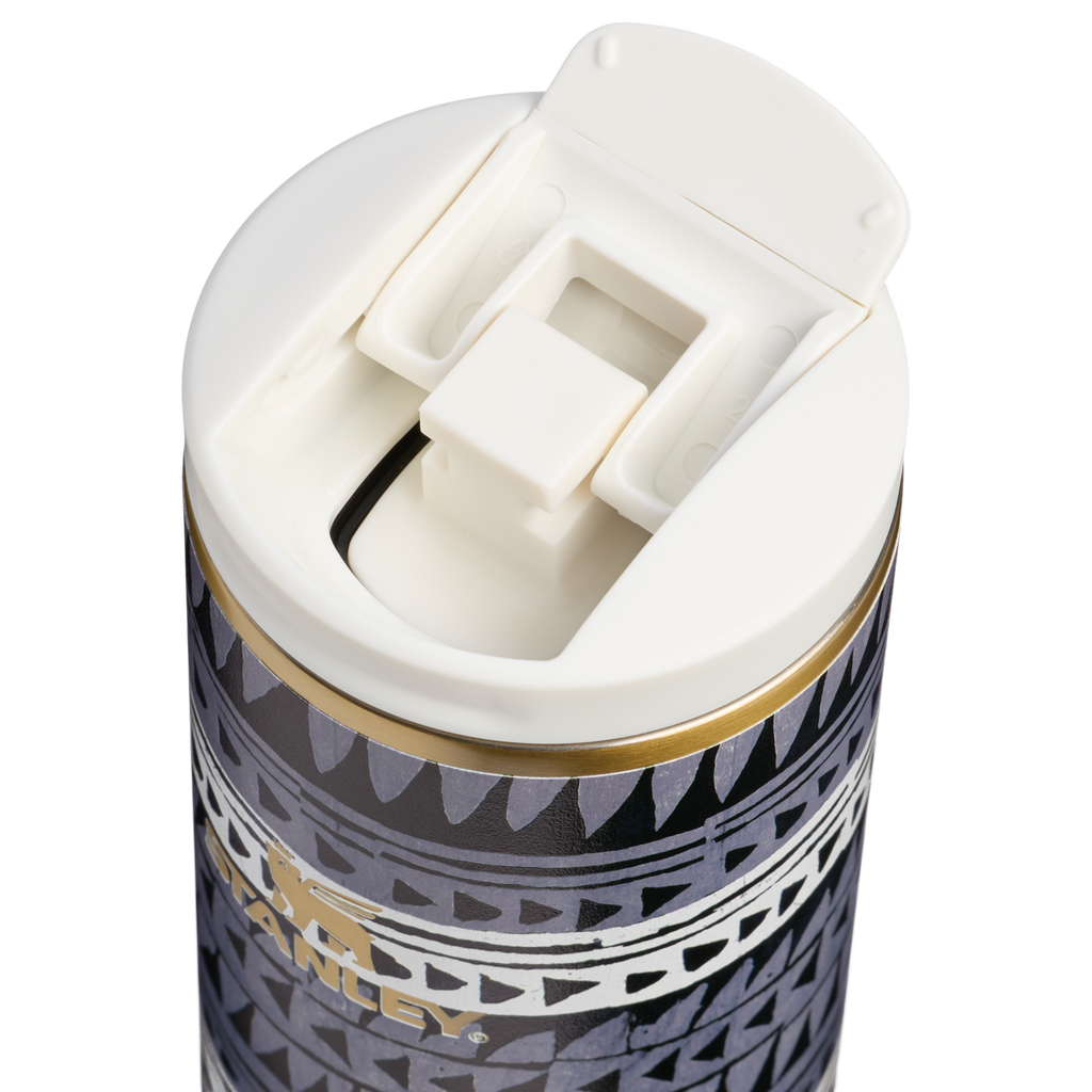 The Stanley 1913 x Nest AeroLight™ Transit Flip Top Mug D261K