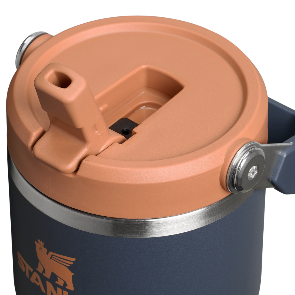 The IceFlow™ Flip Straw Tumbler D037E