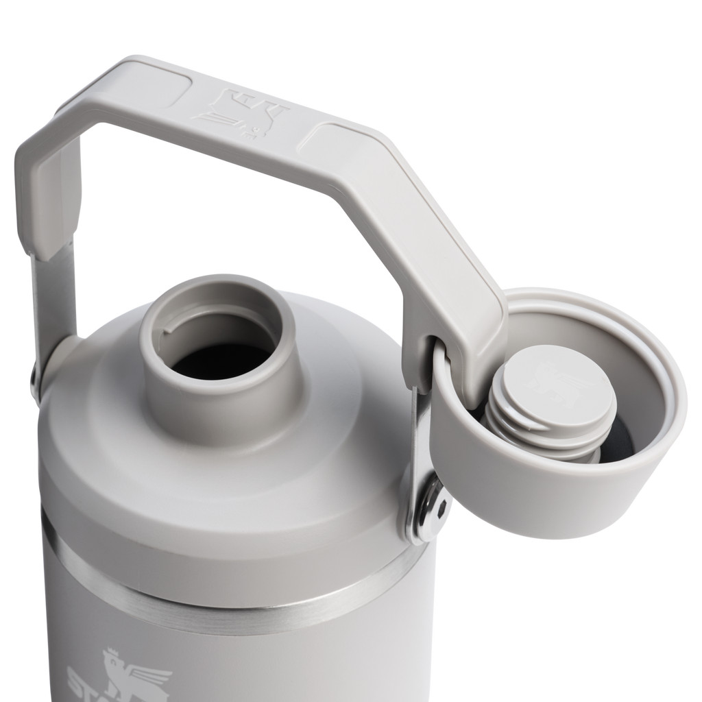 The IceFlow™ Tumbler with Fast Flow Lid D103N