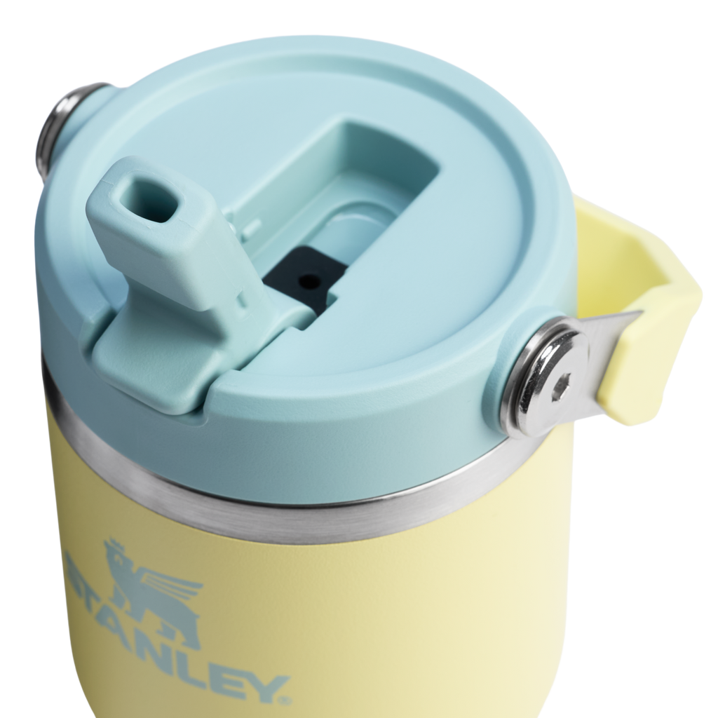 The IceFlow™ Flip Straw Tumbler D097Q