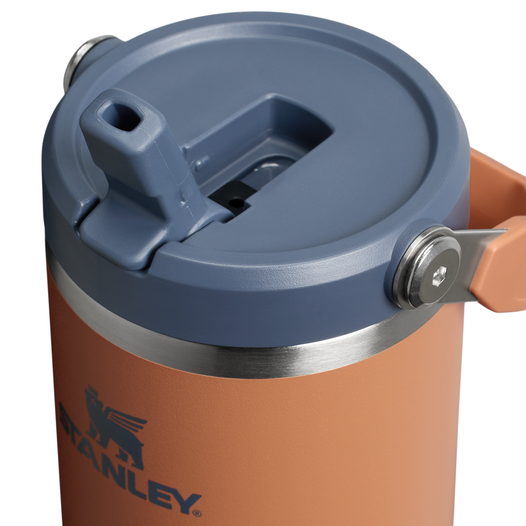 The IceFlow™ Flip Straw Tumbler D067V