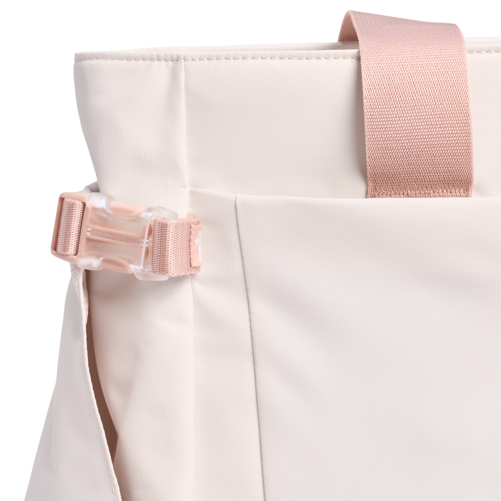The Vitalize™ Tote D249Y